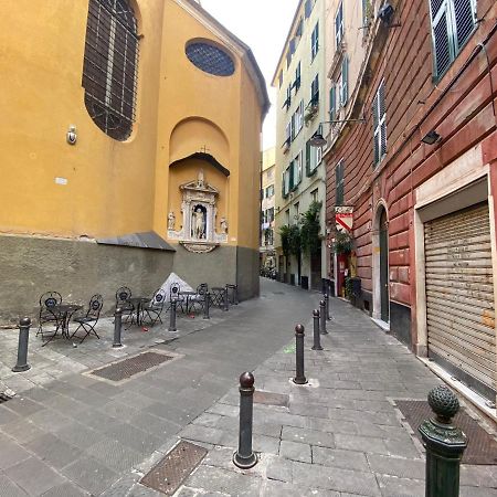 Casaviva- Ampio Appartamento Nei Vicoli Di Genova Exterior foto